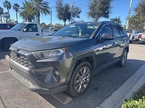 2019 Toyota RAV4 XLE Premium