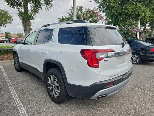 Summit White 2023 GMC Acadia SLT