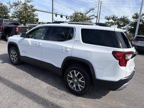 Summit White 2023 GMC Acadia SLT