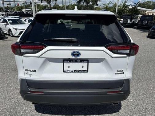2023 Toyota RAV4 Hybrid XLE