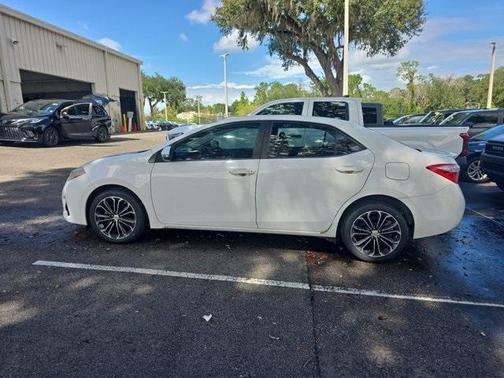 2015 Toyota Corolla S Plus