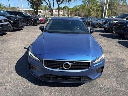 2020 Volvo S60 T5 R-Design