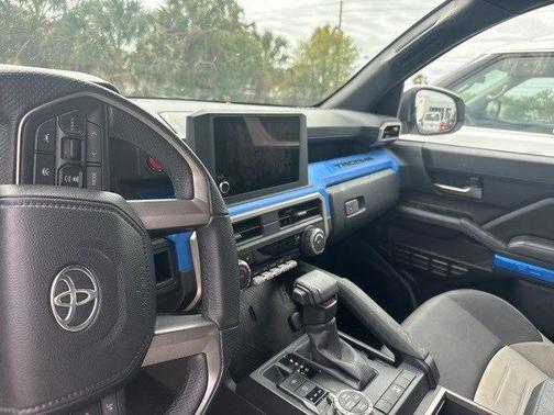 2025 Toyota Tacoma TRD Off Road