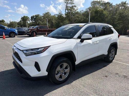 Ice 2024 Toyota RAV4 XLE