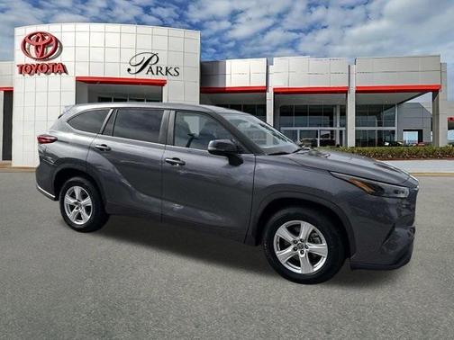 2023 Toyota Highlander Hybrid LE