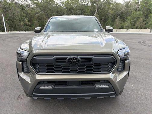 Bronze 2026 Toyota Tacoma TRD Off Road