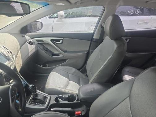 2016 Hyundai ELANTRA Limited