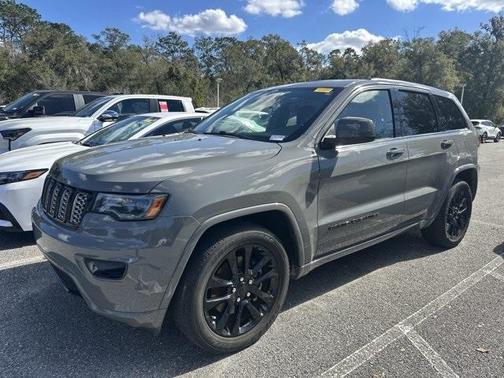 2021 Jeep Grand Cherokee Laredo X