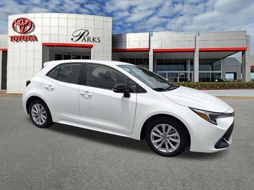 Ice 2026 Toyota Corolla Hatchback SE