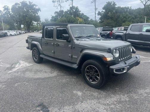 2022 Jeep Gladiator Overland