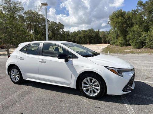 Ice 2026 Toyota Corolla Hatchback SE