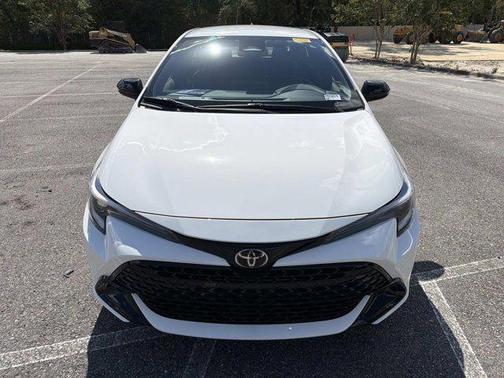 Ice 2026 Toyota Corolla Hatchback SE