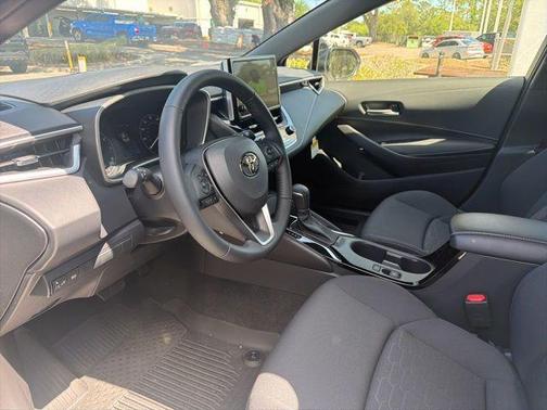 Ice 2026 Toyota Corolla Hatchback SE
