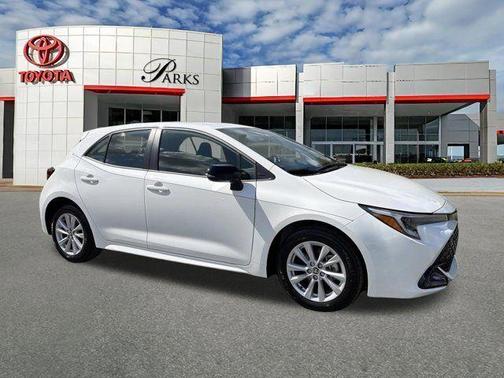 Ice 2026 Toyota Corolla Hatchback SE