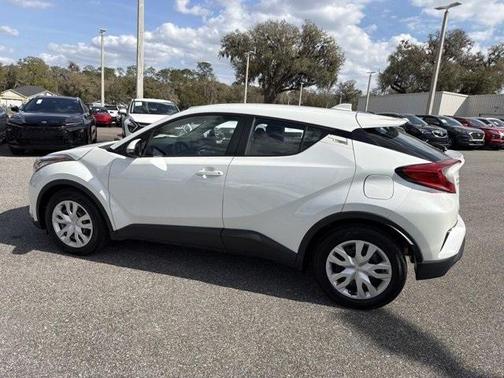2021 Toyota C-HR LE