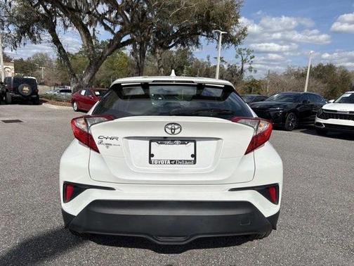 2021 Toyota C-HR LE