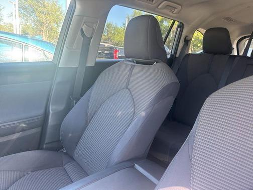 Celestial Silver Metallic 2025 Toyota Highlander LE