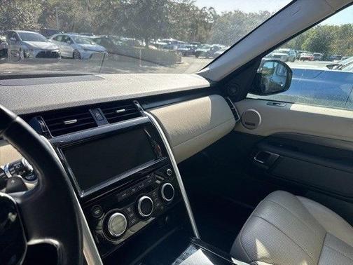 2019 Land Rover Discovery HSE