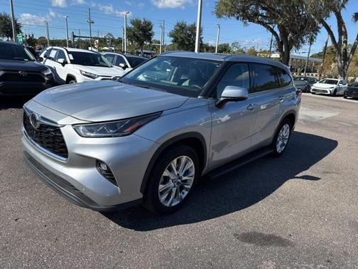 2023 Toyota Highlander Limited