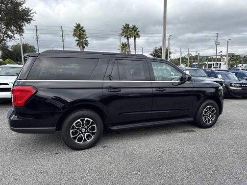 2024 Ford Expedition Max XLT