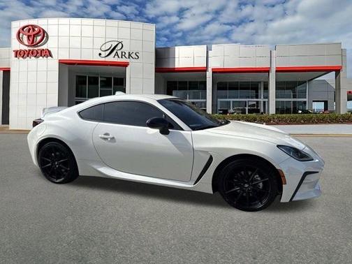 2025 Toyota GR86 Premium