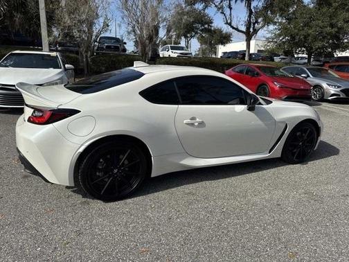 2025 Toyota GR86 Premium