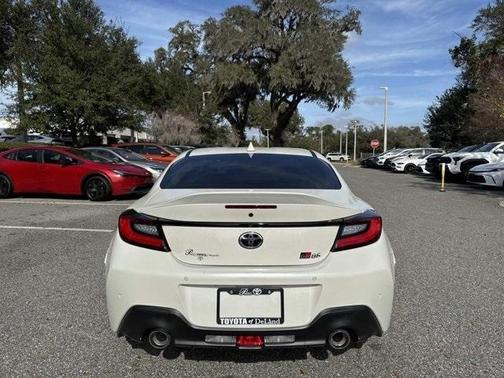 2025 Toyota GR86 Premium