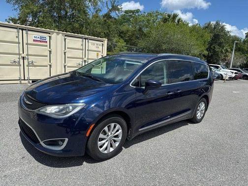 Jazz Blue Pearlcoat 2020 Chrysler Pacifica Touring-L