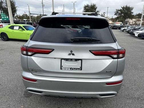 2022 Mitsubishi Outlander SEL