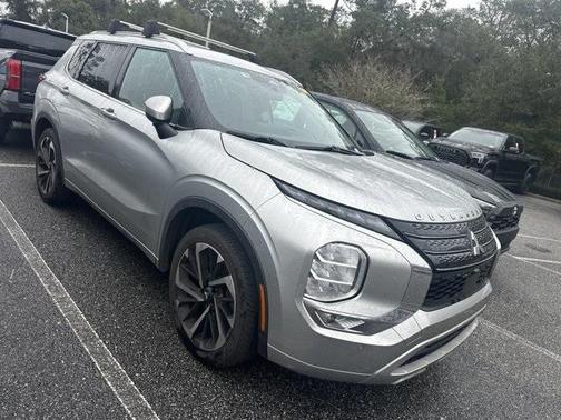 2022 Mitsubishi Outlander SEL