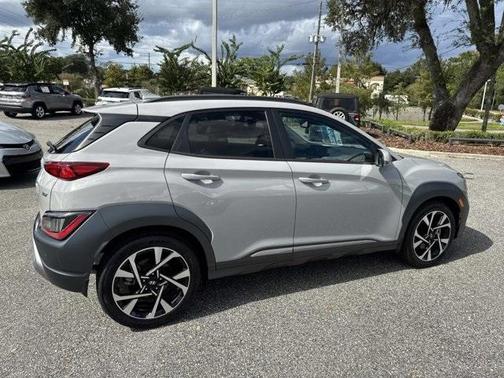 2022 Hyundai KONA Limited