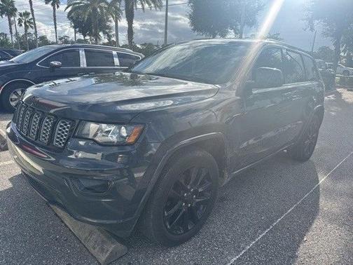 2018 Jeep Grand Cherokee Altitude