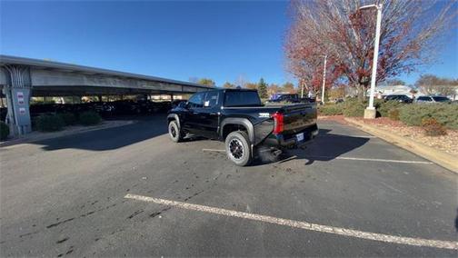 2025 Toyota Tacoma TRD Off Road