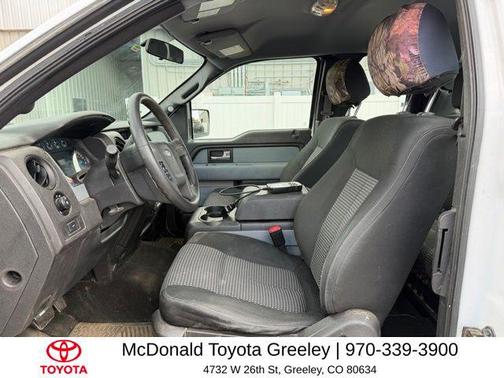 OXFORD WHITE 2014 Ford F-150 STX