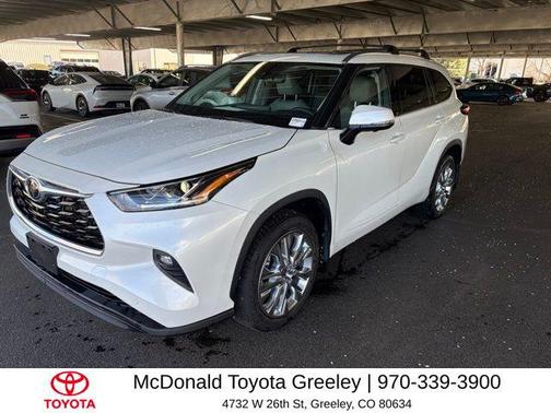 Wind Chill Pearl 2023 Toyota Highlander Limited
