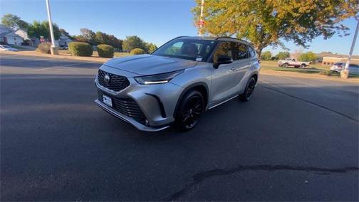 2023 Toyota Highlander XSE