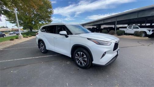 2022 Toyota Highlander XLE
