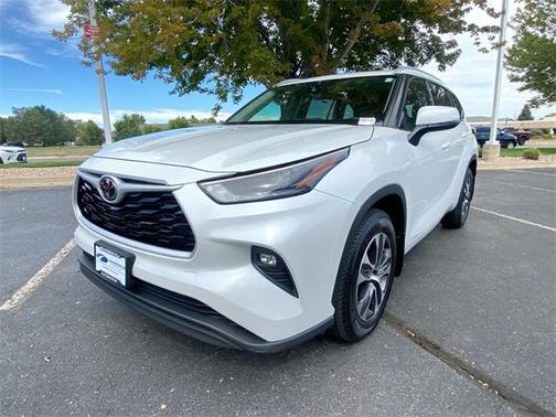 2022 Toyota Highlander XLE
