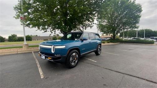 2023 Rivian R1S Adventure