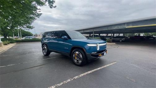 2023 Rivian R1S Adventure