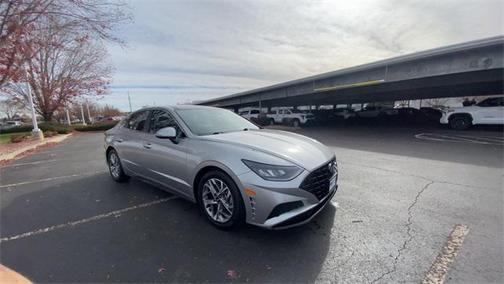 2021 Hyundai SONATA SEL