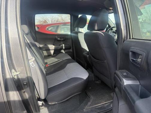 2020 Toyota Tacoma TRD Sport