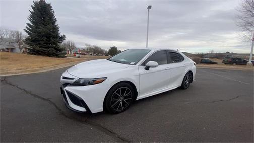 2024 Toyota Camry SE