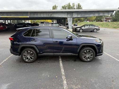 2023 Toyota RAV4 Hybrid XLE Premium