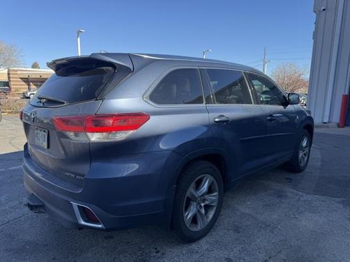 2017 Toyota Highlander Limited