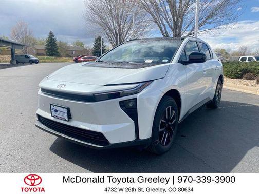 Wind Chill Pearl 2026 Toyota bZ XLE