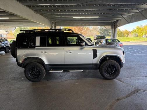 2020 Land Rover Defender 110 First Edition