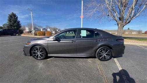 2023 Toyota Camry SE