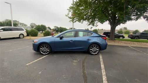 2018 Mazda Mazda3 Touring