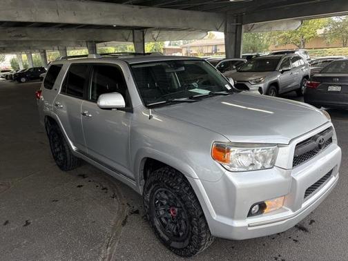 2013 Toyota 4Runner SR5